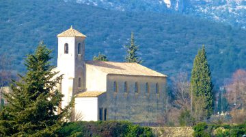 France,Lourmarin,Lourmarin Chateau,Lourmarin Church, Lourmarin Streets,Luberon,Provence,Vaucluse;