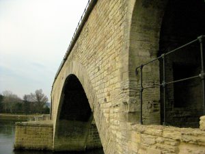 Arches of Pont d'Avignon/Bénézet,