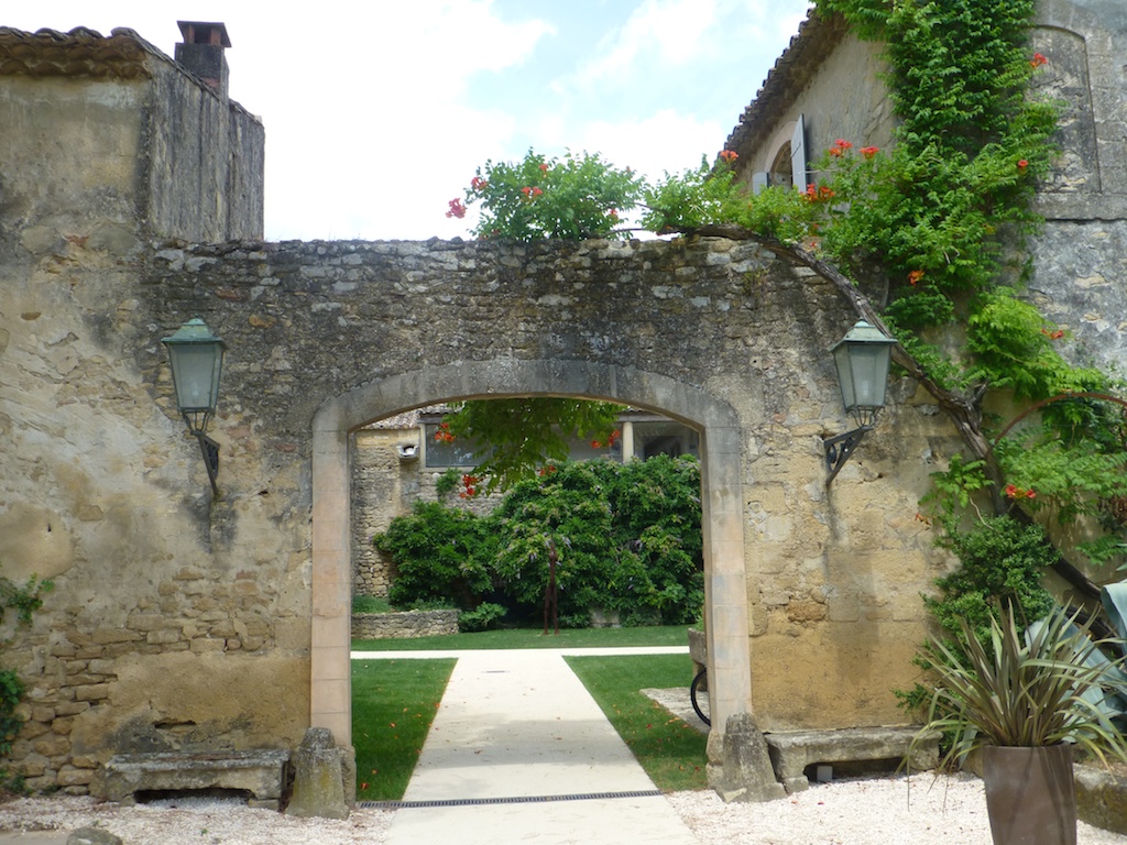 Entrance at la-Begude-Saint-Pierre hotel, Uzes