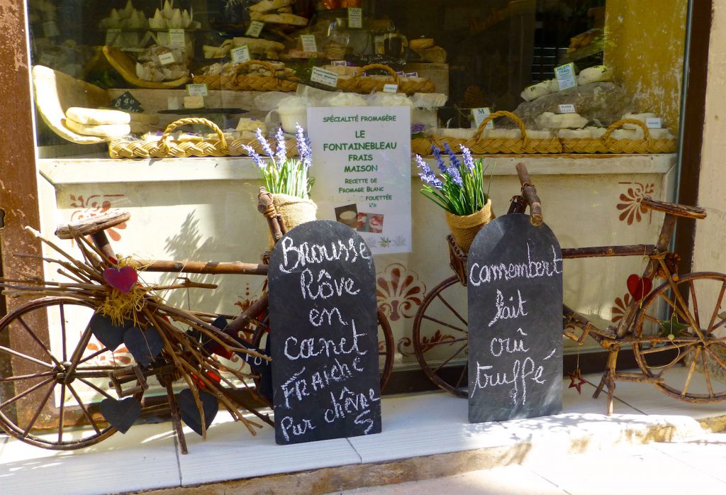 Fromagerie in Saint-Rémy-de-Provence, Bouches-du-Rhône, Provence, France 