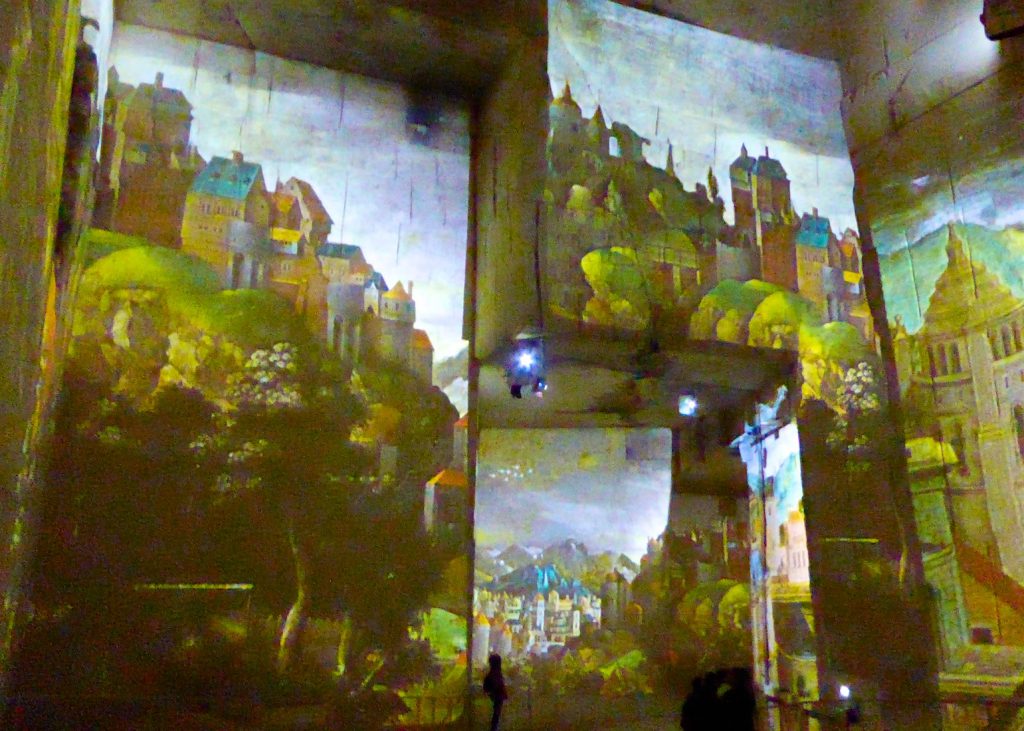 Inside Carrières de Lumières 2017, Bouches-du-Rhône, Provence, France