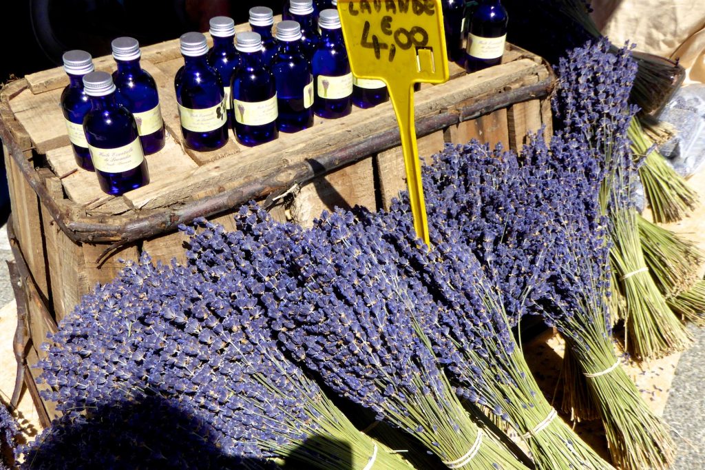 Lavender at Gordes Market, Luberon, Provence, France