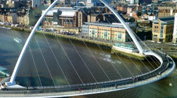 Newcastle's Millennium Bridge, Newcastle upon Tyne, Englamd