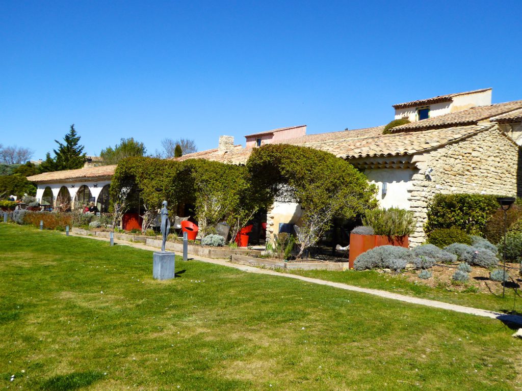 Outside gardens La Bergerie, Bonnieux, Luberon, Vaucluse, Provence, France