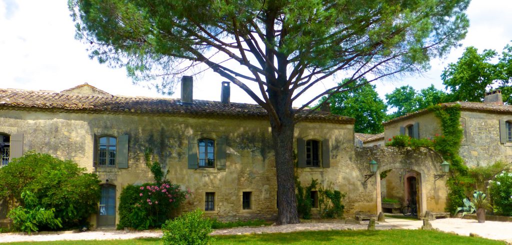 La Bégude Saint-Pierre, where to stay near Uzes, Languedoc Roussillon, France