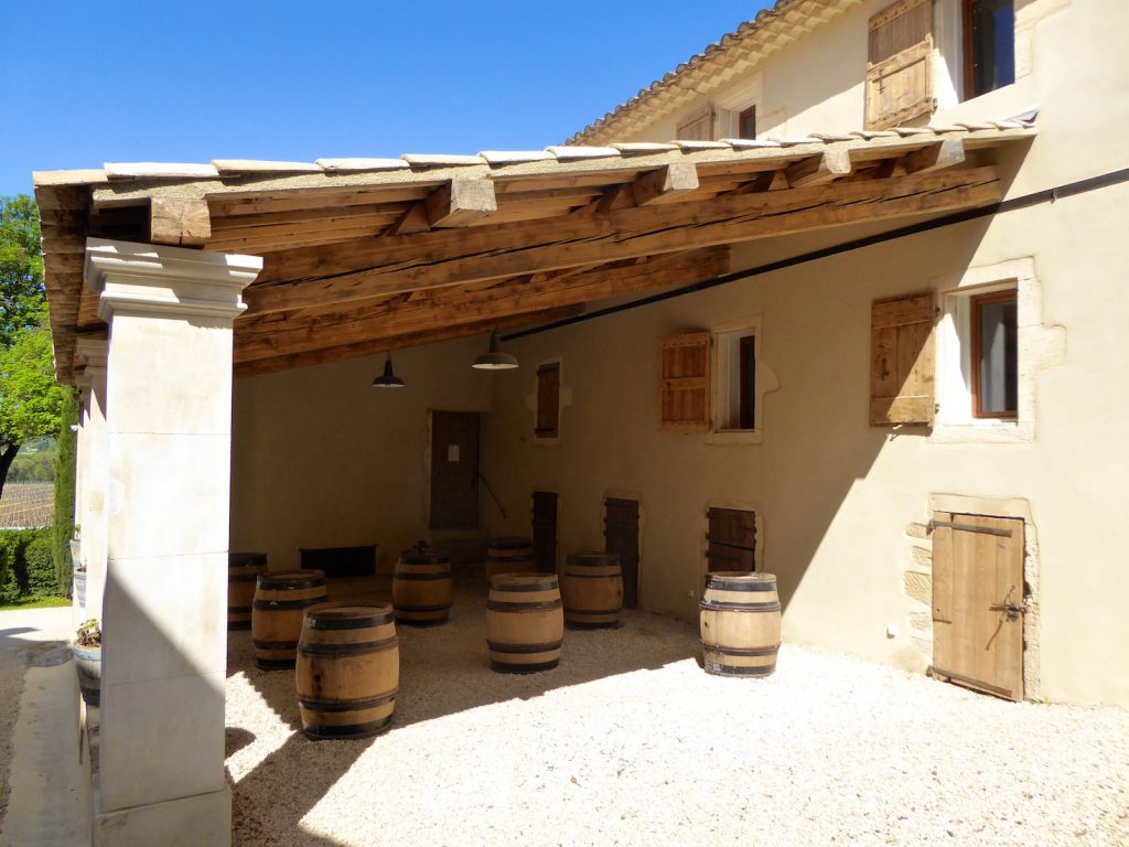 The tasting room and pied-a-terre at Le Château Constantin