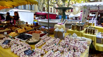 Uzes market, Saturdays and Wednesdays in Uzes, Languedoc Roussillon, France